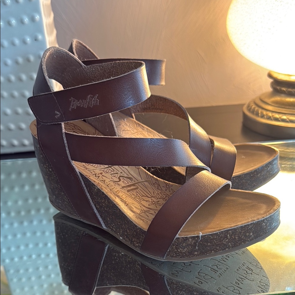 Blowfish leather wedge sandals. 9 1/2